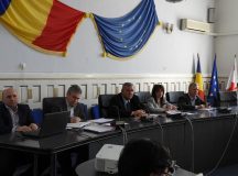 Teme de interes pentru primarii din judet discutate la Prefectura Alba